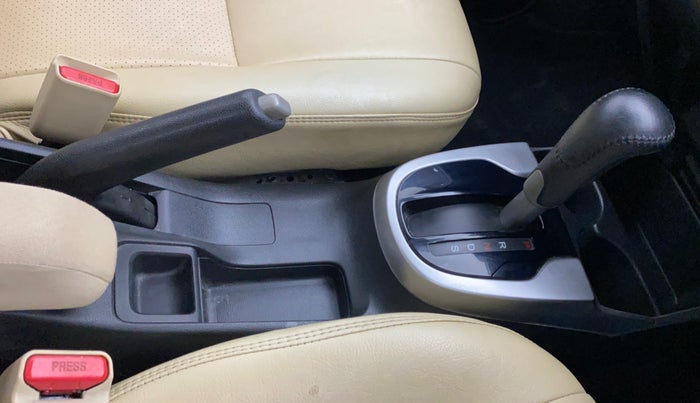 2018 Honda Jazz 1.2L I-VTEC VX CVT, Petrol, Automatic, 72,721 km, Gear Lever