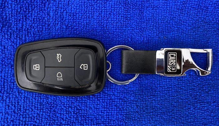2022 Tata Harrier XZ+ DARK EDITION, Diesel, Manual, 14,710 km, Key Close Up