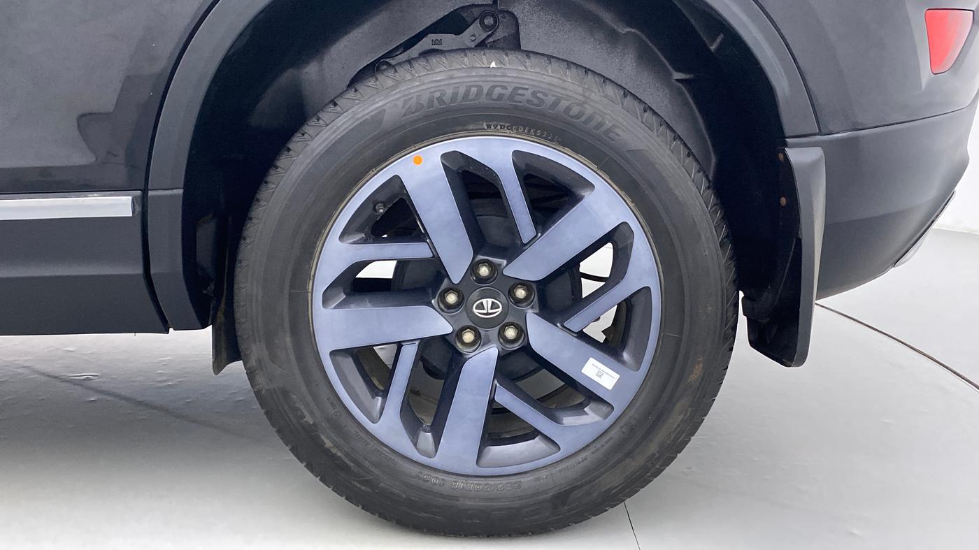 2022 Tata Harrier XZ+ DARK EDITION, Diesel, Manual, 14,710 km, Left Rear Wheel