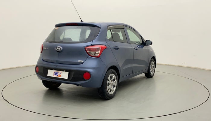 2017 Hyundai Grand i10 MAGNA 1.2 KAPPA VTVT, Petrol, Manual, 60,546 km, Right Back Diagonal