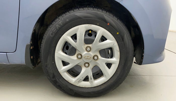 2017 Hyundai Grand i10 MAGNA 1.2 KAPPA VTVT, Petrol, Manual, 60,546 km, Right Front Wheel