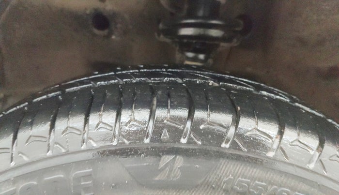 2014 Maruti Wagon R 1.0 VXI, Petrol, Manual, 88,292 km, Left Front Tyre Tread