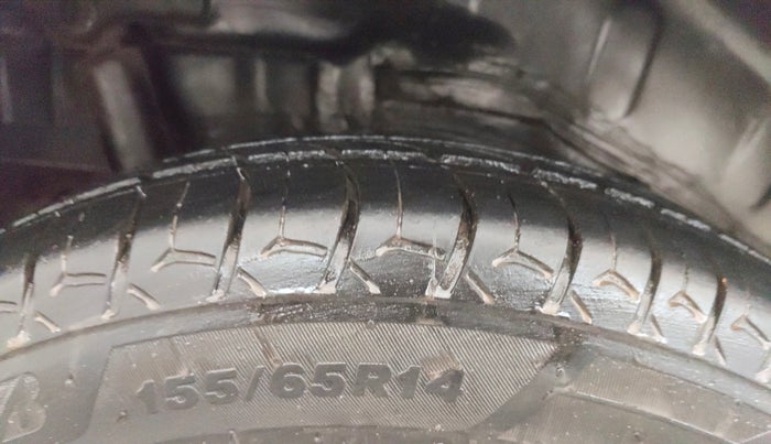 2014 Maruti Wagon R 1.0 VXI, Petrol, Manual, 88,292 km, Right Rear Tyre Tread