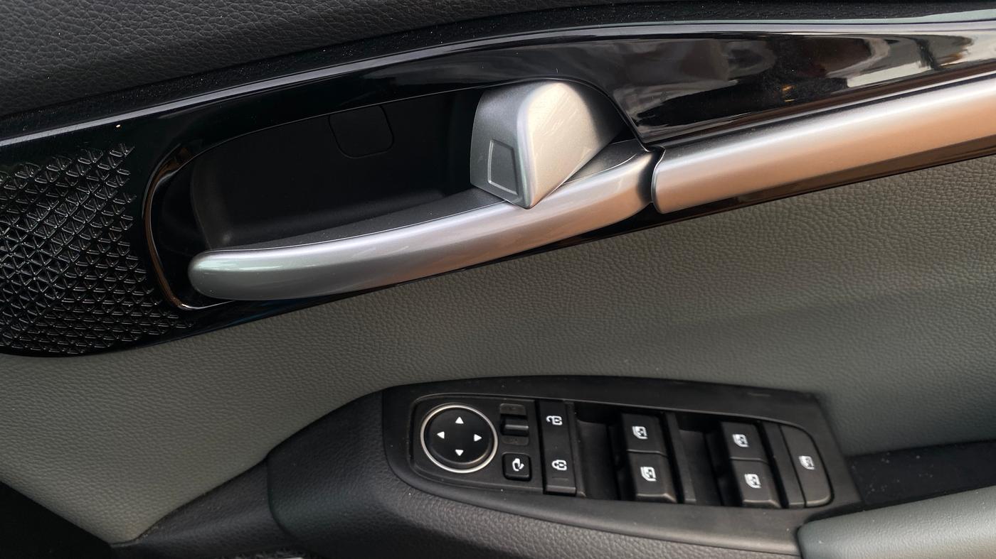 2023 KIA SELTOS  X LINE 1.5 DIESEL AT, Diesel, Automatic, 33,674 km, Driver Side Door Panels Control