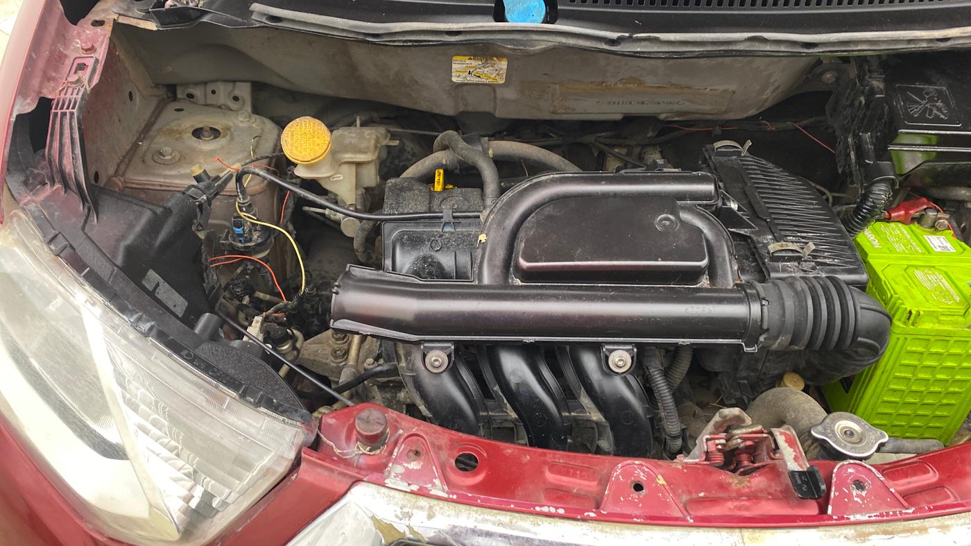 2019 Datsun Redi Go S 1.0 AMT, Petrol, Automatic, 37,995 km, Engine View - Right