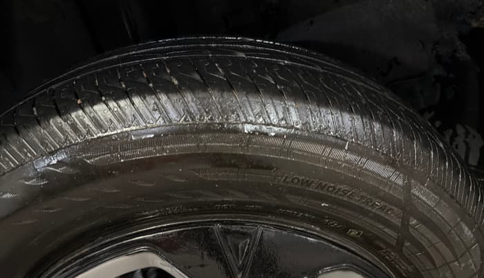 2023 Tata PUNCH PURE MT, Petrol, Manual, 76,618 km, Right Rear Tyre Tread