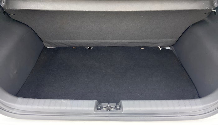 2022 Hyundai GRAND I10 NIOS SPORTZ PETROL, Petrol, Manual, 1,705 km, Boot Inside