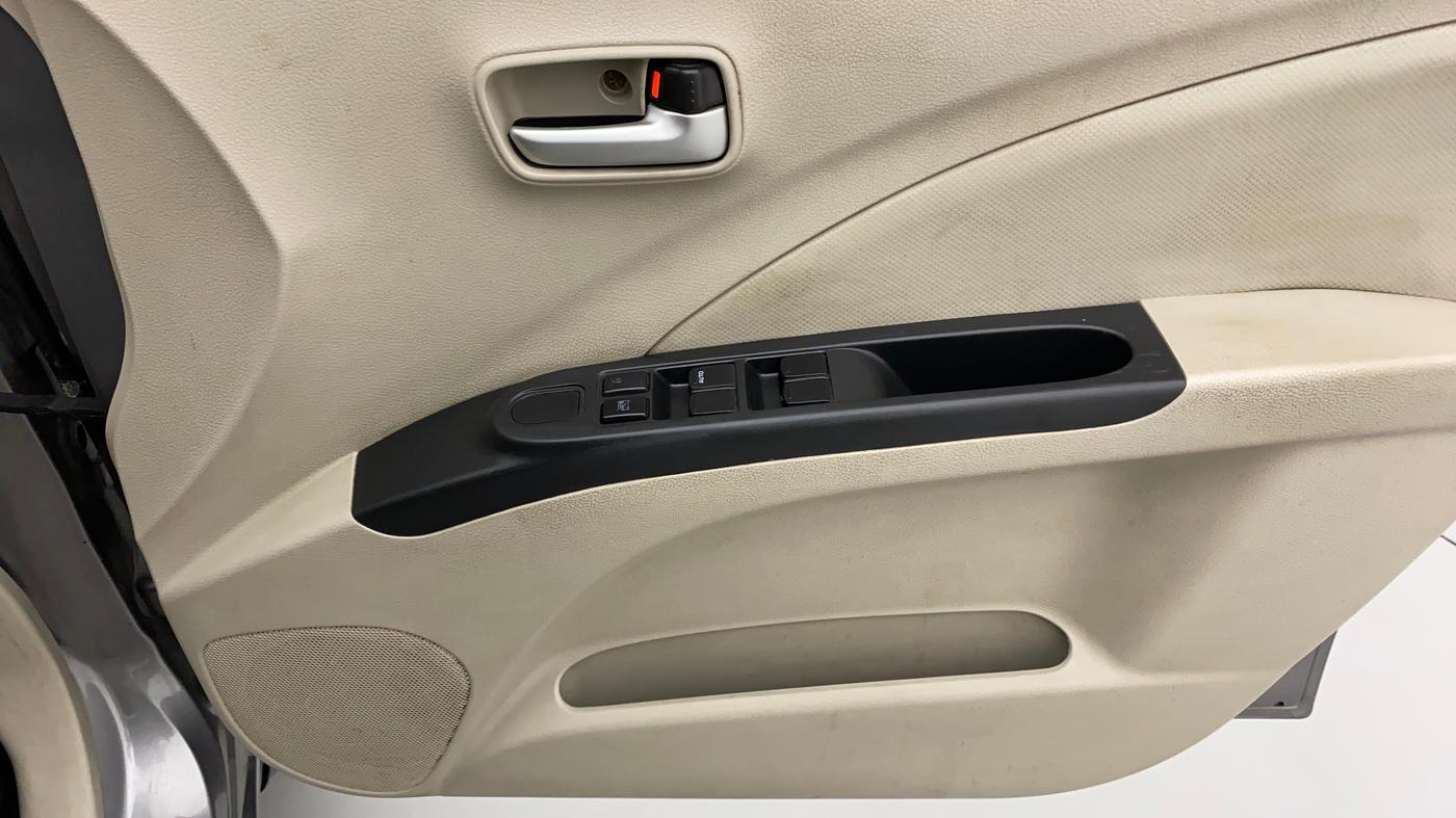 2017 Maruti Celerio VXI, Petrol, Manual, 53,755 km, Driver Side Door Panels Control