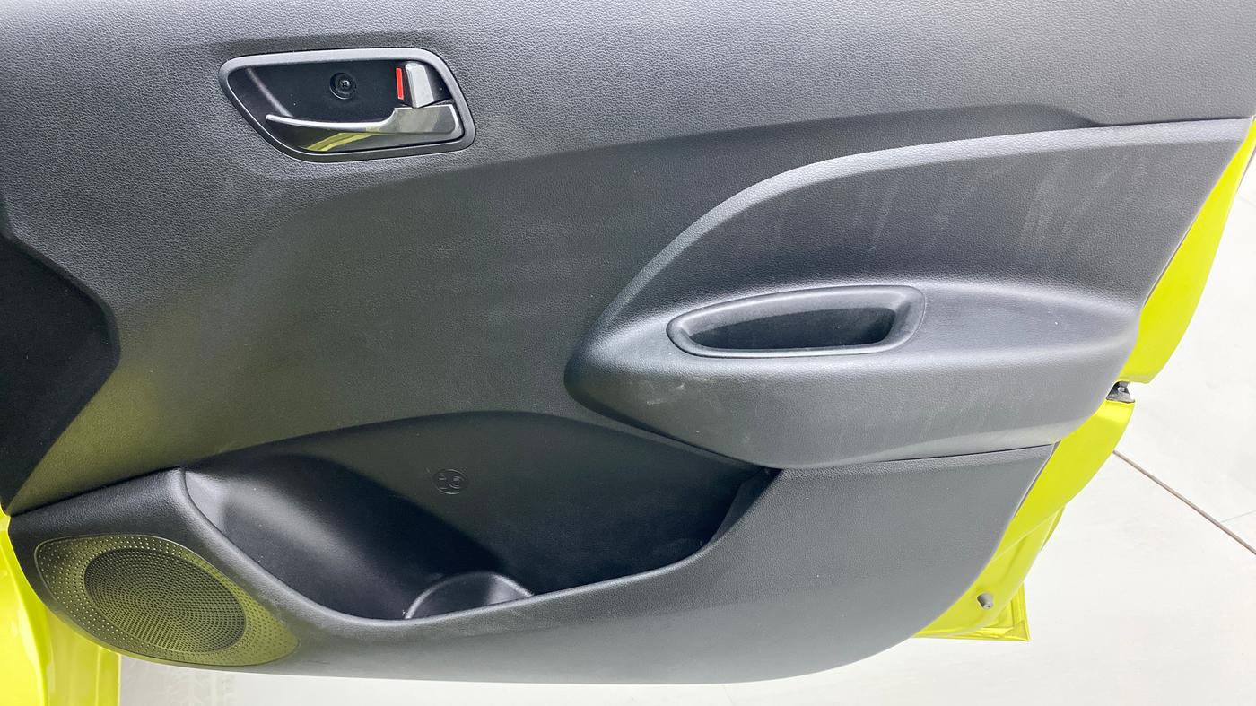 2018 Hyundai NEW SANTRO SPORTZ AMT, Petrol, Automatic, 35,326 km, Driver Side Door Panels Control