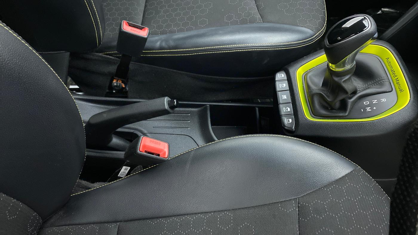 2018 Hyundai NEW SANTRO SPORTZ AMT, Petrol, Automatic, 35,326 km, Gear Lever