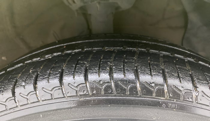2018 Hyundai NEW SANTRO SPORTZ AMT, Petrol, Automatic, 35,326 km, Right Front Tyre Tread