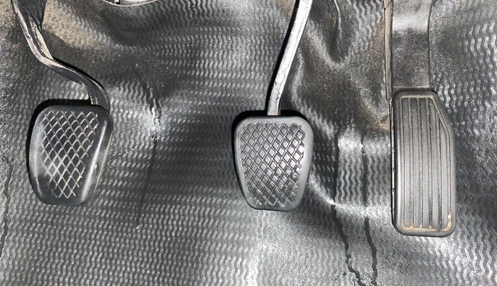 2014 Honda City 1.5L I-VTEC VX, Petrol, Manual, 1,19,263 km, Pedals