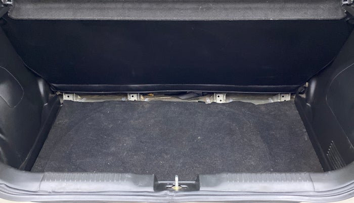 2018 Maruti Swift VXI, Petrol, Manual, 20,917 km, Boot Inside