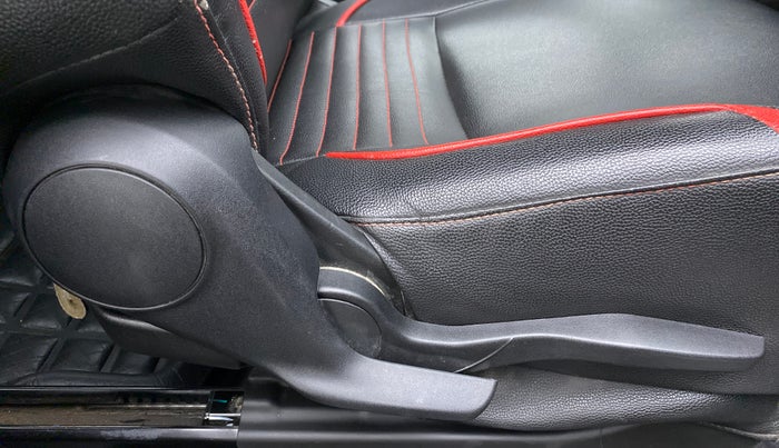 2018 Maruti Swift VXI, Petrol, Manual, 20,917 km, Driver Side Adjustment Panel