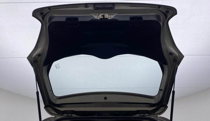 2018 Maruti Swift VXI, Petrol, Manual, 20,917 km, Boot Door Open