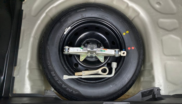 2018 Maruti Swift VXI, Petrol, Manual, 20,917 km, Spare Tyre