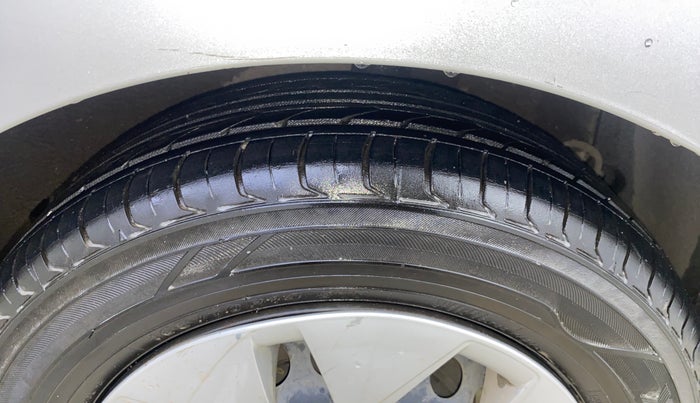 2014 Hyundai Xcent S 1.2, Petrol, Manual, 74,948 km, Left Rear Tyre Tread