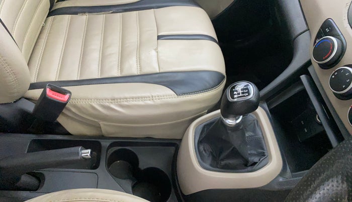 2014 Hyundai Xcent S 1.2, Petrol, Manual, 74,948 km, Gear Lever