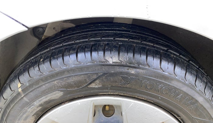 2014 Hyundai Xcent S 1.2, Petrol, Manual, 74,948 km, Right Rear Tyre Tread