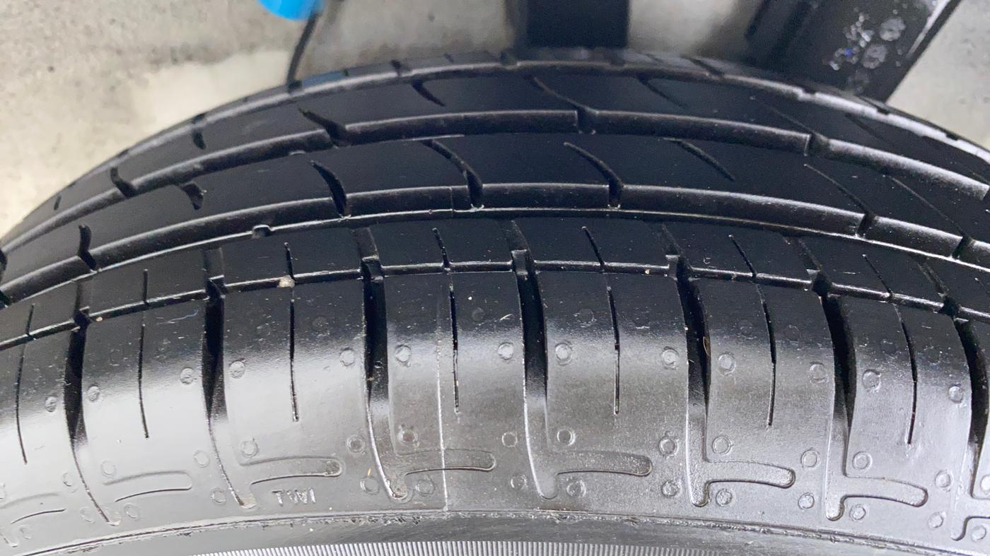 2021 Hyundai AURA S CNG, CNG, Manual, 3,869 km, Left Rear Tyre Tread