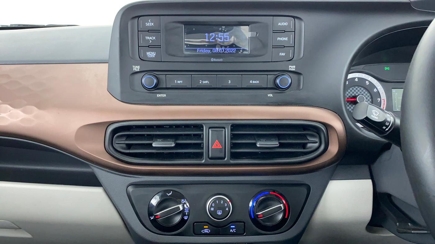 2021 Hyundai AURA S CNG, CNG, Manual, 3,869 km, Air Conditioner