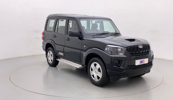 2021 Mahindra Scorpio S5, Diesel, Manual, 29,793 km, Right Front Diagonal