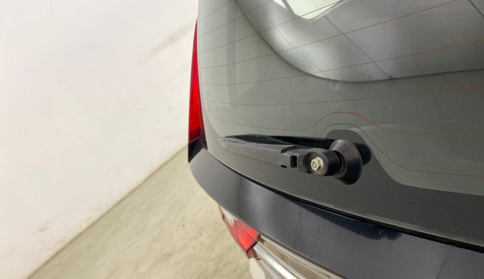 2020 Maruti XL6 ALPHA AT, Petrol, Automatic, 1,13,200 km, Rear Wiper
