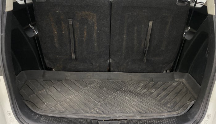 2020 Maruti XL6 ALPHA AT, Petrol, Automatic, 1,13,200 km, Boot Inside