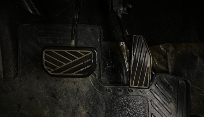 2020 Maruti XL6 ALPHA AT, Petrol, Automatic, 1,13,200 km, Pedals