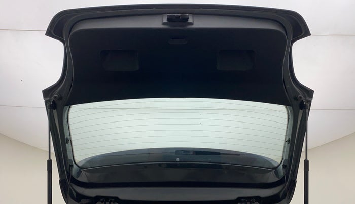 2020 Volkswagen Polo HIGHLINE PLUS 1.0, Petrol, Manual, 27,236 km, Boot Door Open