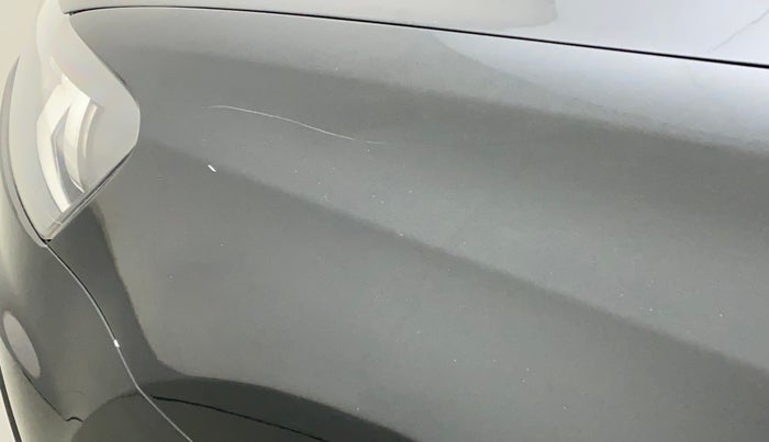 2020 Volkswagen Polo HIGHLINE PLUS 1.0, Petrol, Manual, 27,236 km, Left fender - Minor scratches