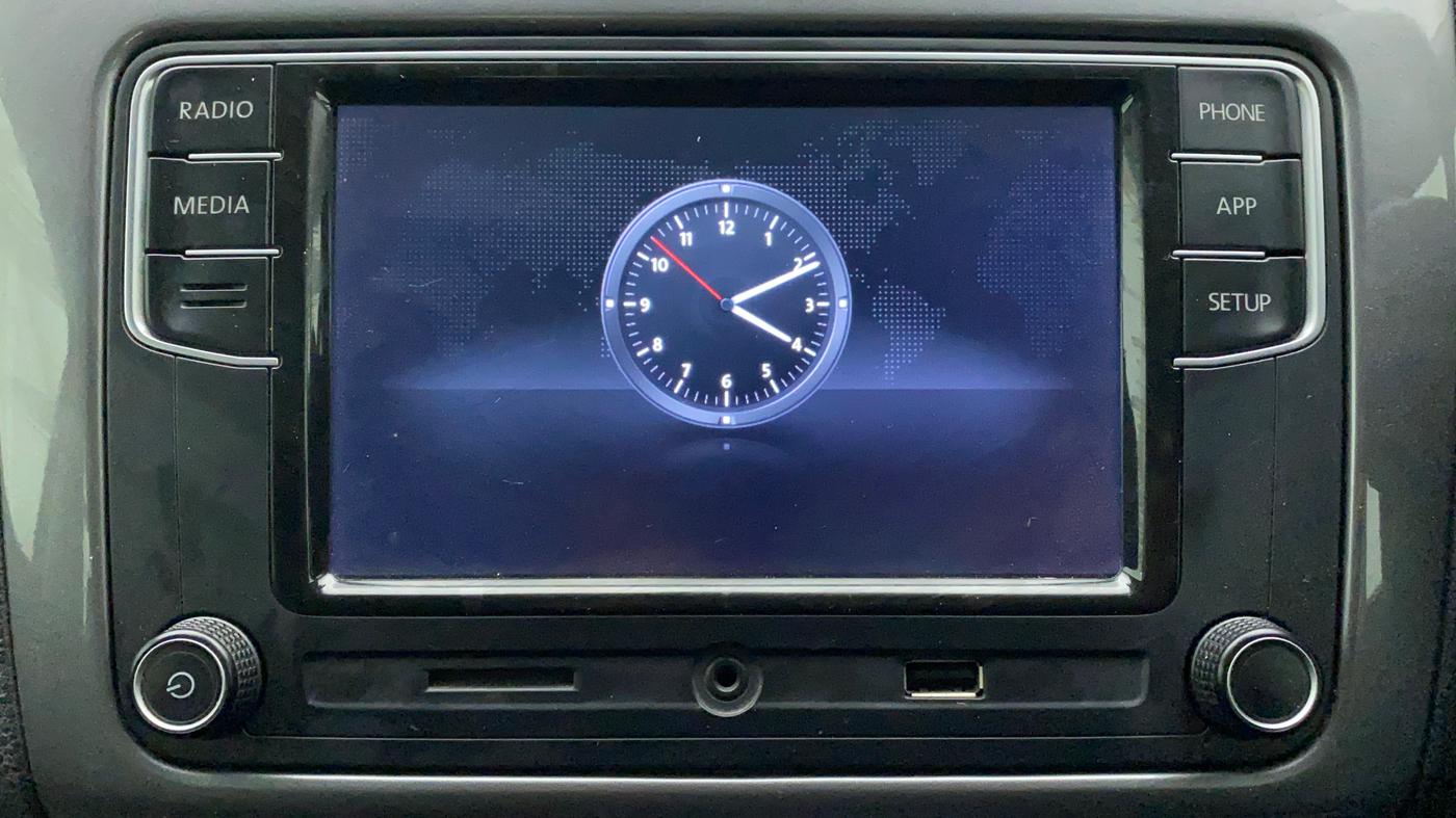 2020 Volkswagen Polo HIGHLINE PLUS 1.0, Petrol, Manual, 27,236 km, Infotainment System