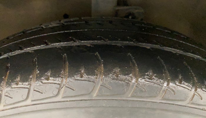 2018 Maruti Celerio VXI AMT, Petrol, Automatic, 40,683 km, Left Front Tyre Tread