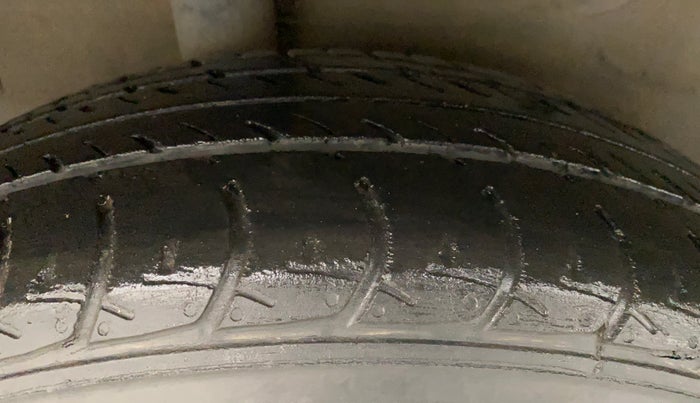 2018 Maruti Celerio VXI AMT, Petrol, Automatic, 40,683 km, Right Rear Tyre Tread