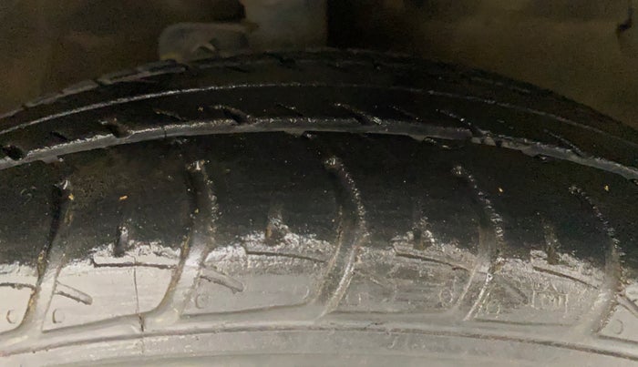 2018 Maruti Celerio VXI AMT, Petrol, Automatic, 40,683 km, Right Front Tyre Tread
