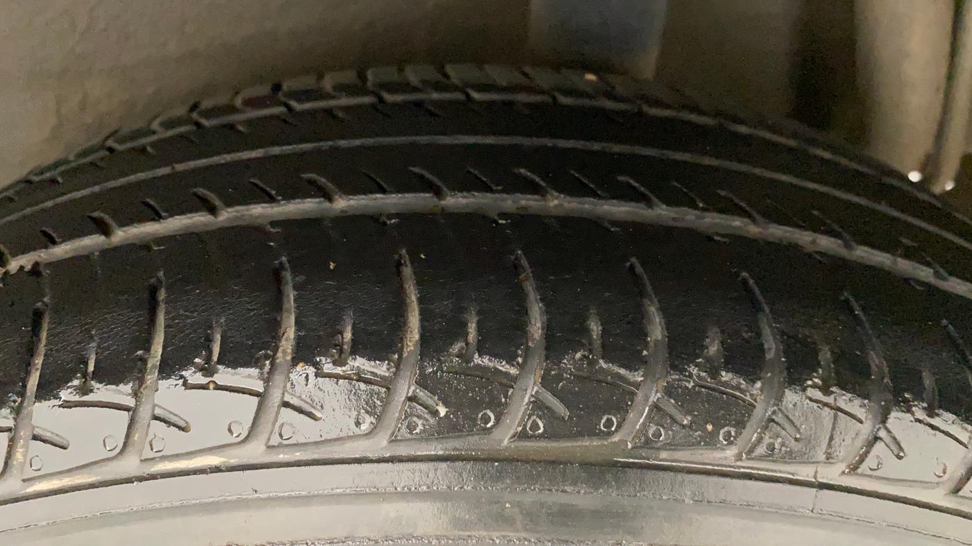 2018 Maruti Celerio VXI AMT, Petrol, Automatic, 40,683 km, Left Rear Tyre Tread