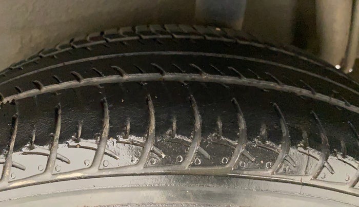 2018 Maruti Celerio VXI AMT, Petrol, Automatic, 40,683 km, Left Rear Tyre Tread
