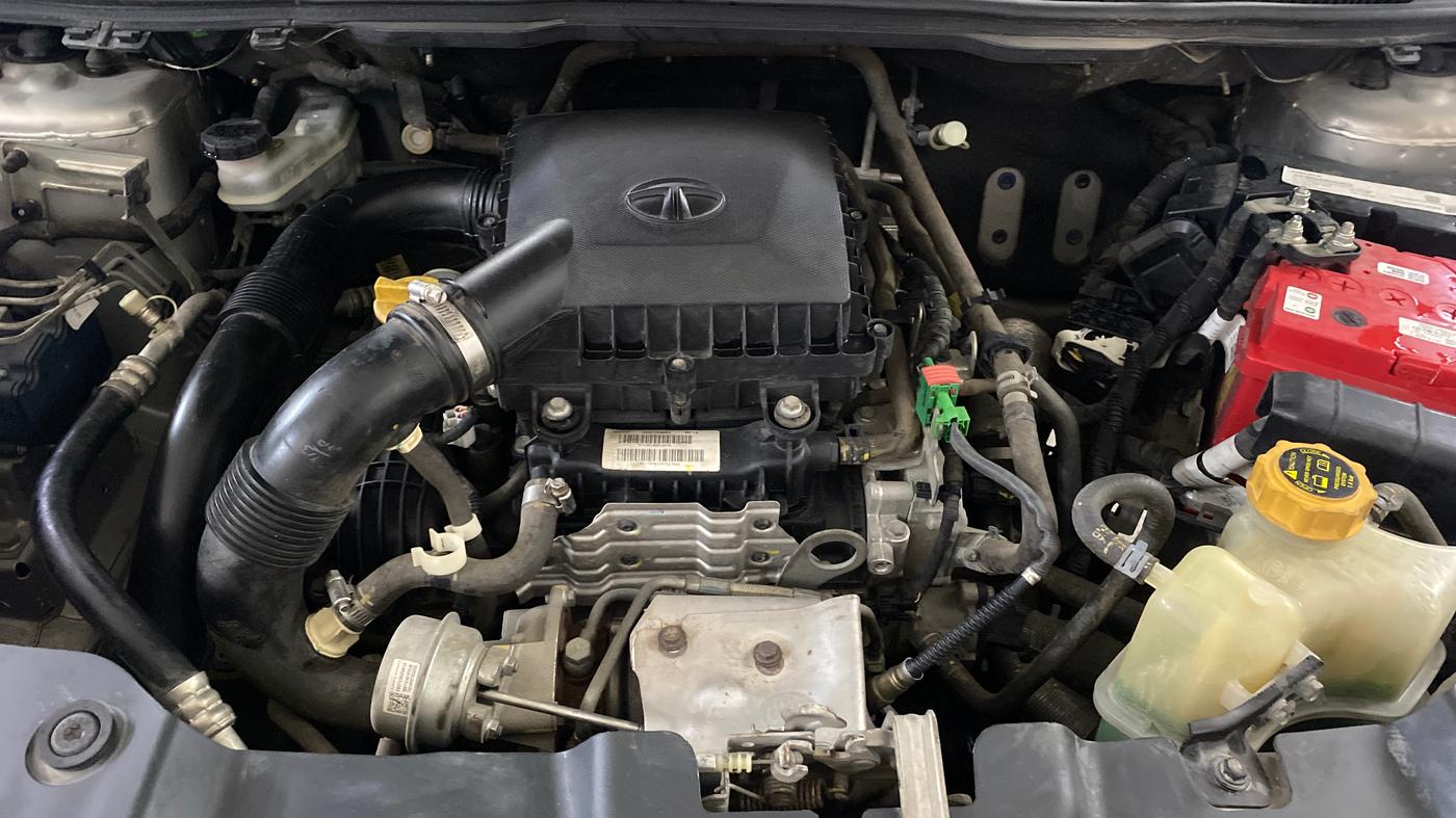 2018 Tata NEXON XM PETROL, Petrol, Manual, 33,956 km, Engine View