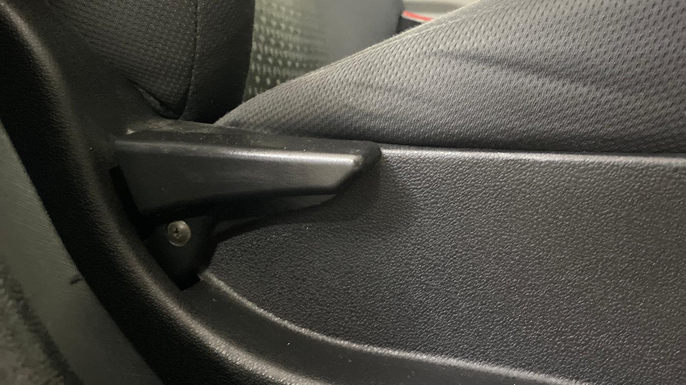 2018 Tata NEXON XM PETROL, Petrol, Manual, 33,956 km, Driver Side Adjustment Panel