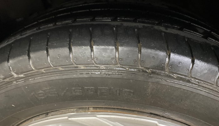 2018 Tata NEXON XM PETROL, Petrol, Manual, 33,956 km, Left Front Tyre Tread