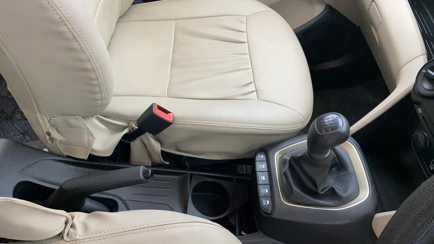 2018 Hyundai NEW SANTRO ASTA MT, Petrol, Manual, 14,999 km, Gear Lever