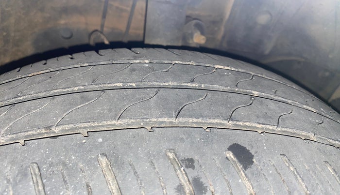 2020 Honda Amaze 1.2L I-VTEC V, Petrol, Manual, 16,931 km, Right Front Tyre Tread