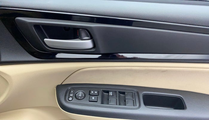 2020 Honda Amaze 1.2L I-VTEC V, Petrol, Manual, 16,931 km, Driver Side Door Panels Control