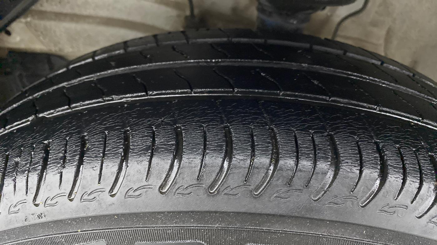 2020 Maruti S PRESSO VXI+, Petrol, Manual, 59,522 km, Left Front Tyre Tread