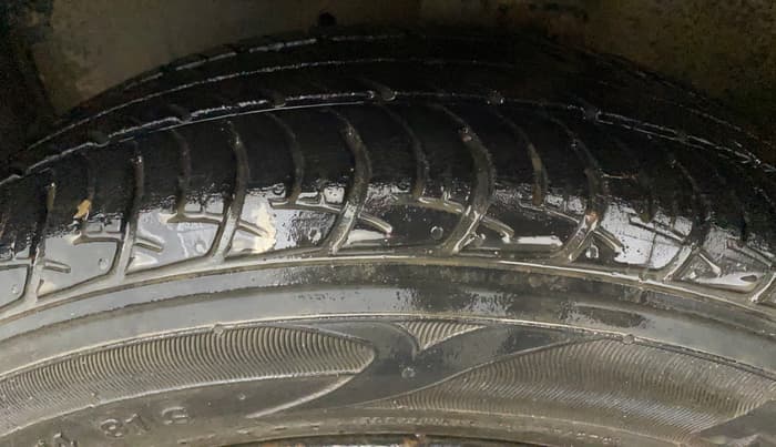 2016 Maruti Celerio VXI, Petrol, Manual, 91,606 km, Left Front Tyre Tread