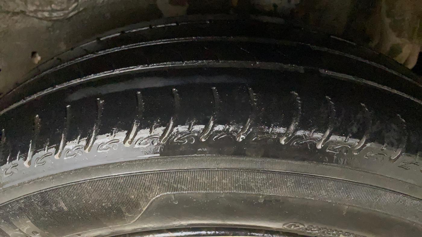 2016 Maruti Celerio VXI, Petrol, Manual, 91,606 km, Left Rear Tyre Tread