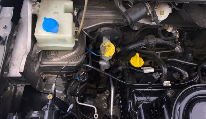 2017 Renault Kwid CLIMBER 1.0 AMT, Petrol, Automatic, 60,847 km, Engine View - Right