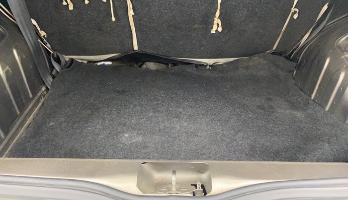 2017 Renault Kwid CLIMBER 1.0 AMT, Petrol, Automatic, 60,847 km, Boot Inside