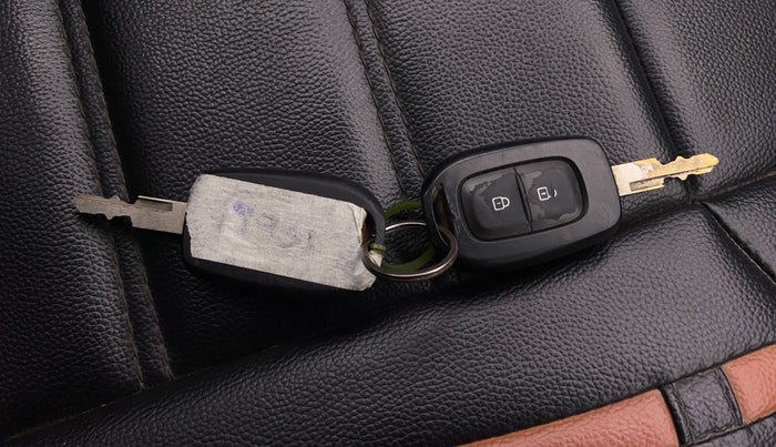 2017 Renault Kwid CLIMBER 1.0 AMT, Petrol, Automatic, 60,847 km, Key Close Up