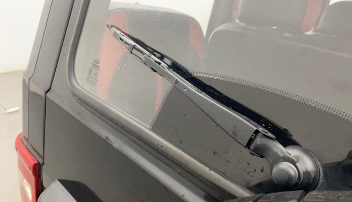 2012 Mahindra Bolero ZLX BS IV, Diesel, Manual, 1,07,666 km, Rear Wiper